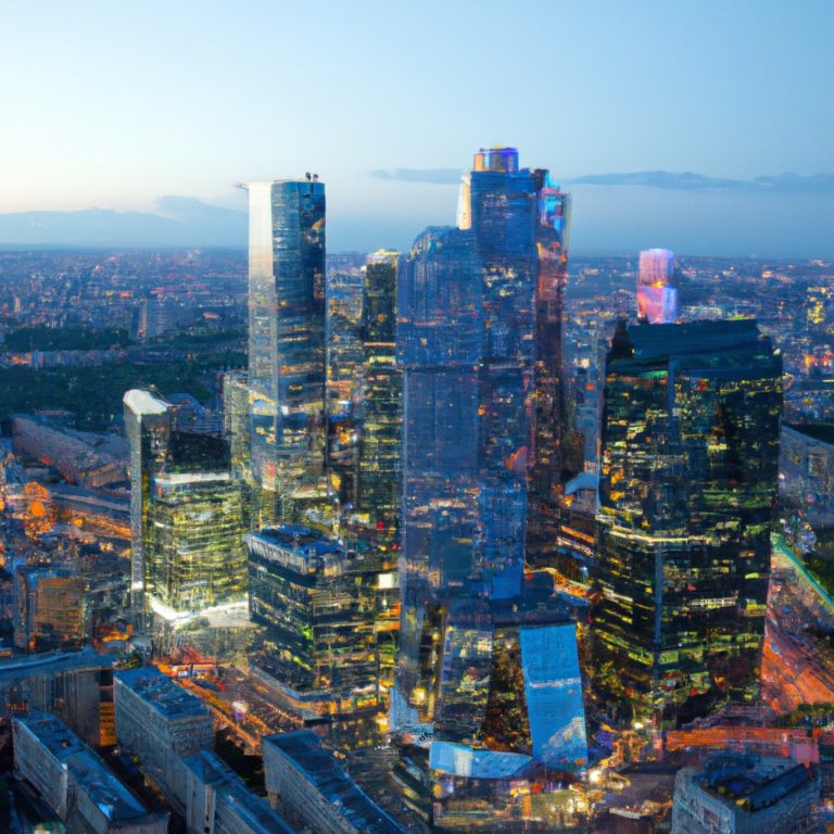 Фасад с рекламным контуром